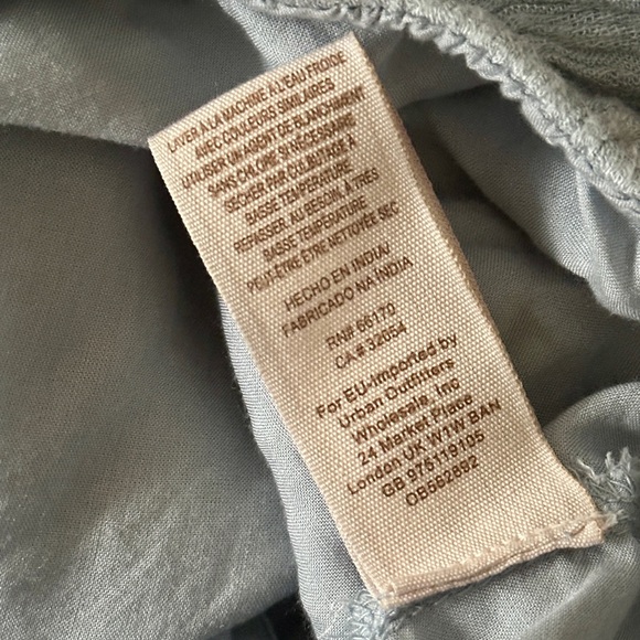 Free people Runway Crochet sleeve Top size Small Blue/grey color - Picture 9 of 9